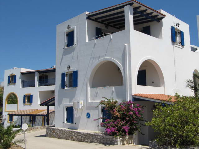 petros studios 1