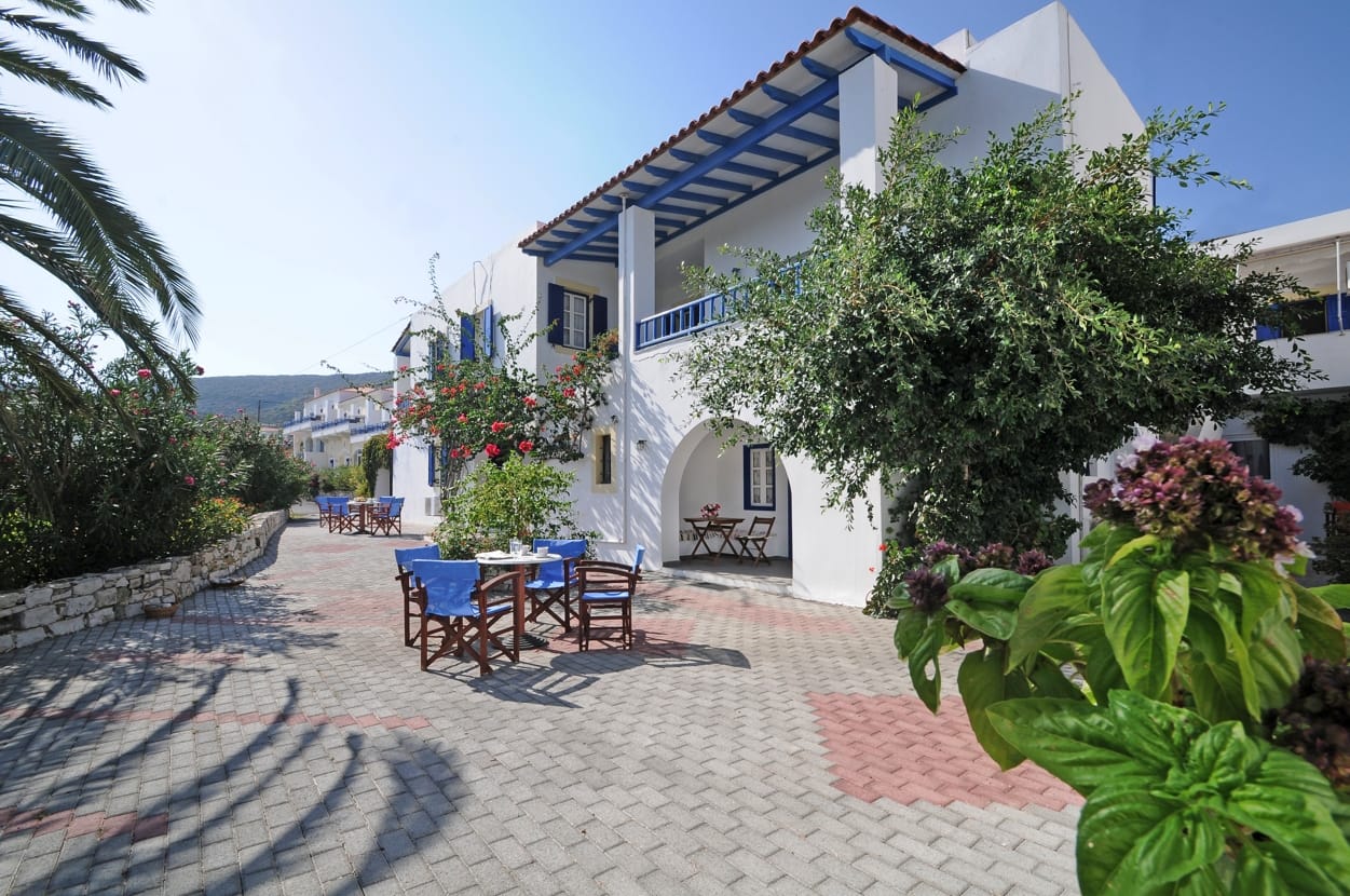 studios panayotis 1